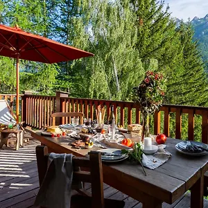  Appartement La De Serre-chevalier, Dans Un Esprit Chalet, Commune De Le Monêtier-les-bains
